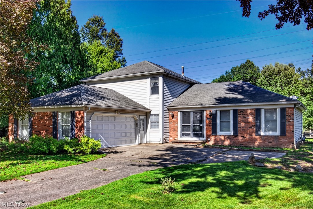 8307 Old Post Road Olmsted Falls OH 44138