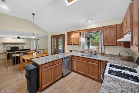 8307 Old Post Road Olmsted Falls OH 44138