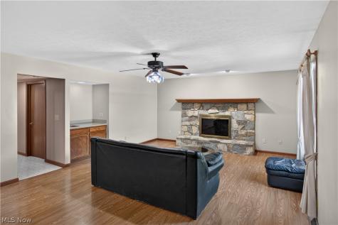 8307 Old Post Road Olmsted Falls OH 44138