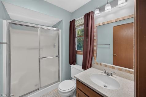 8307 Old Post Road Olmsted Falls OH 44138