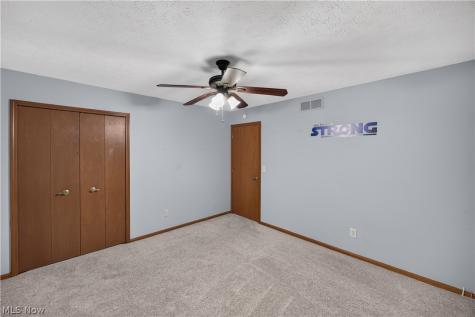 8307 Old Post Road Olmsted Falls OH 44138