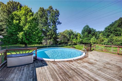 8307 Old Post Road Olmsted Falls OH 44138