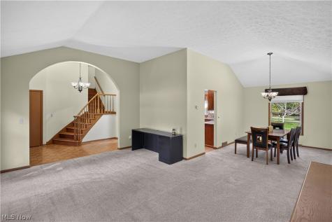 8307 Old Post Road Olmsted Falls OH 44138