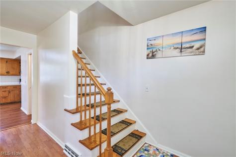 636 Franklin Avenue Cuyahoga Falls OH 44221