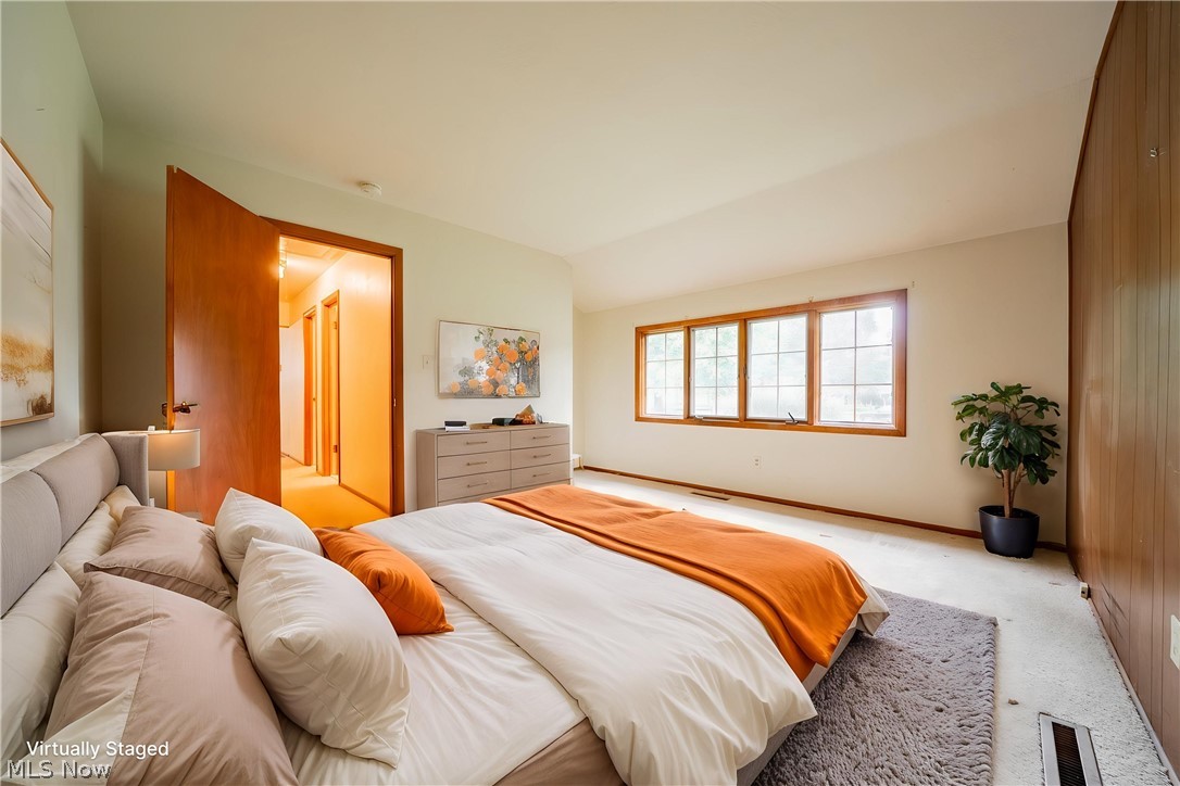734 Kenwood Drive Mayfield Village OH 44040