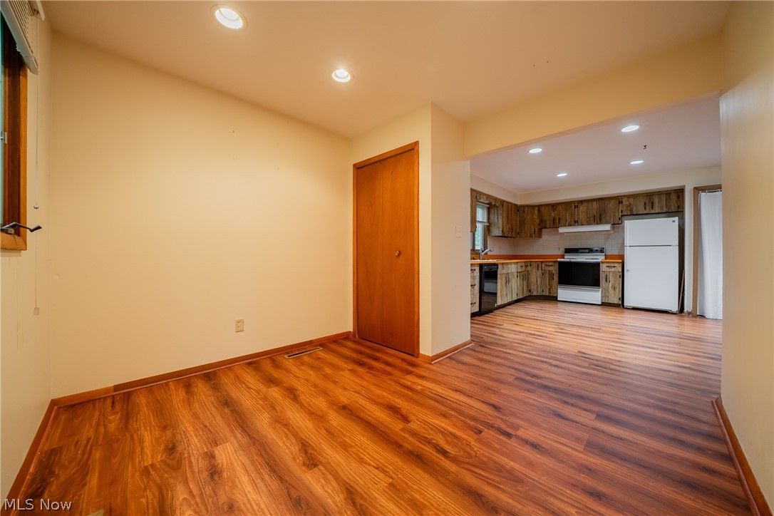 734 Kenwood Drive Mayfield Village OH 44040
