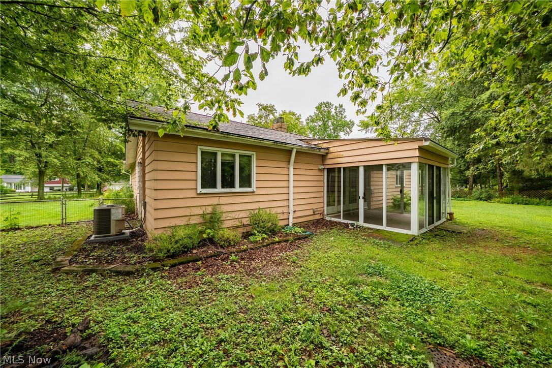 734 Kenwood Drive Mayfield Village OH 44040