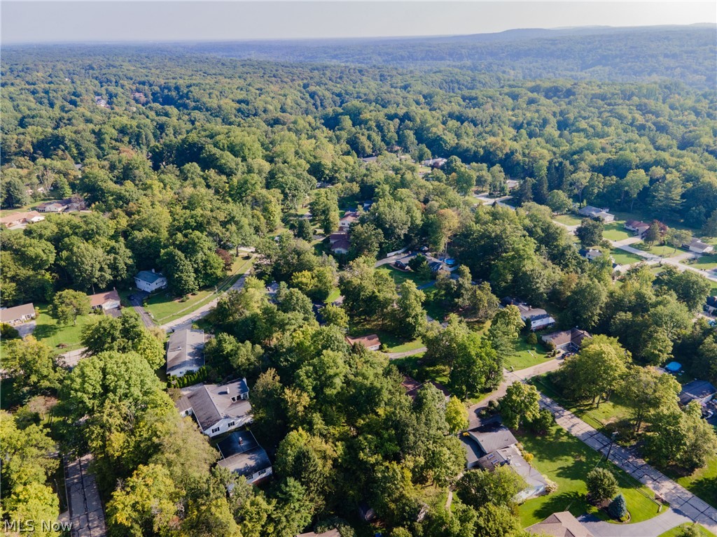 734 Kenwood Drive Mayfield Village OH 44040