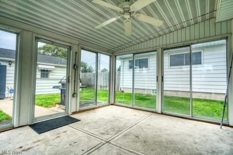 396 Skyview Road Cleveland OH 44109