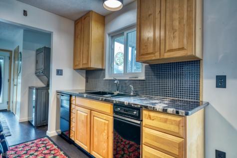 396 Skyview Road Cleveland OH 44109