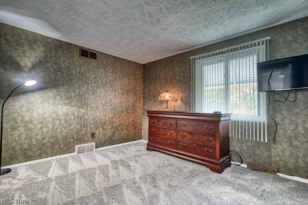 396 Skyview Road Cleveland OH 44109