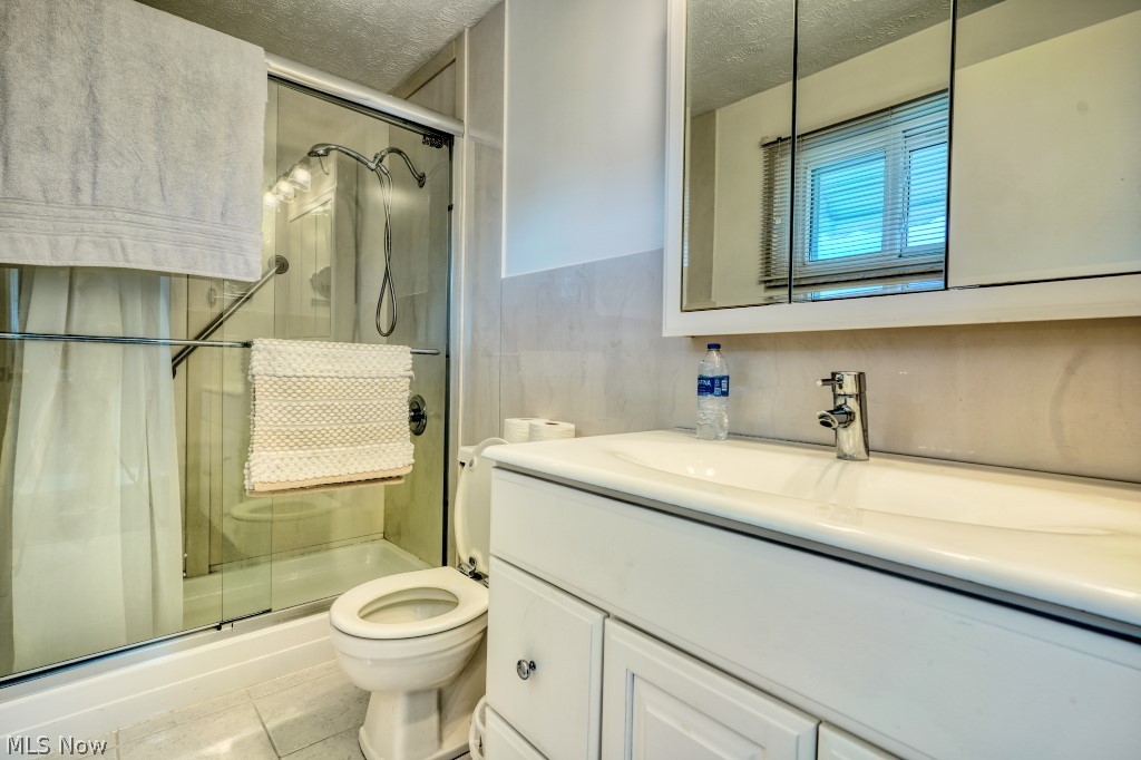 396 Skyview Road Cleveland OH 44109