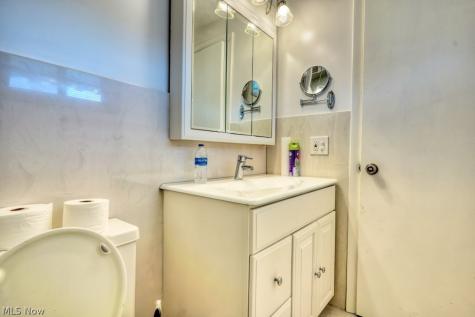 396 Skyview Road Cleveland OH 44109