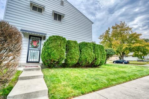 396 Skyview Road Cleveland OH 44109