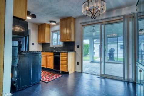 396 Skyview Road Cleveland OH 44109
