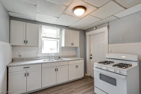 732 Akin Court SW Canton OH 44706