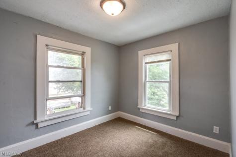 732 Akin Court SW Canton OH 44706