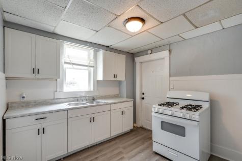 732 Akin Court SW Canton OH 44706