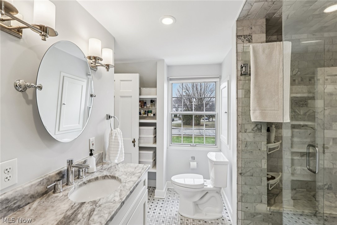 22025 Lake Road Rocky River OH 44116