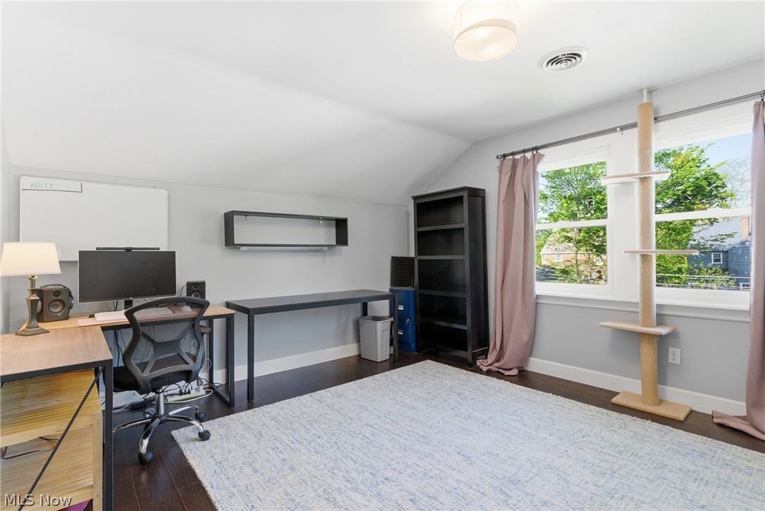 3674 Stoer Road Shaker Heights OH 44122