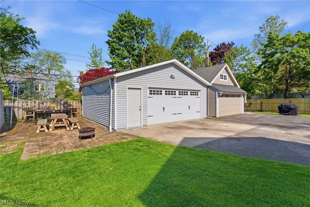 3674 Stoer Road Shaker Heights OH 44122