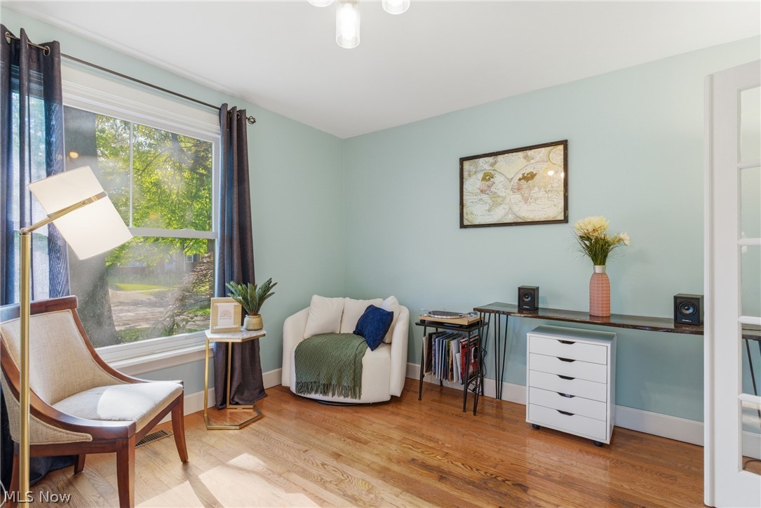 3674 Stoer Road Shaker Heights OH 44122