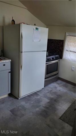 1979 W 54th Street Cleveland OH 44102