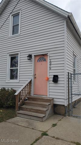 1979 W 54th Street Cleveland OH 44102