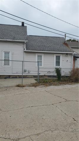 1979 W 54th Street Cleveland OH 44102