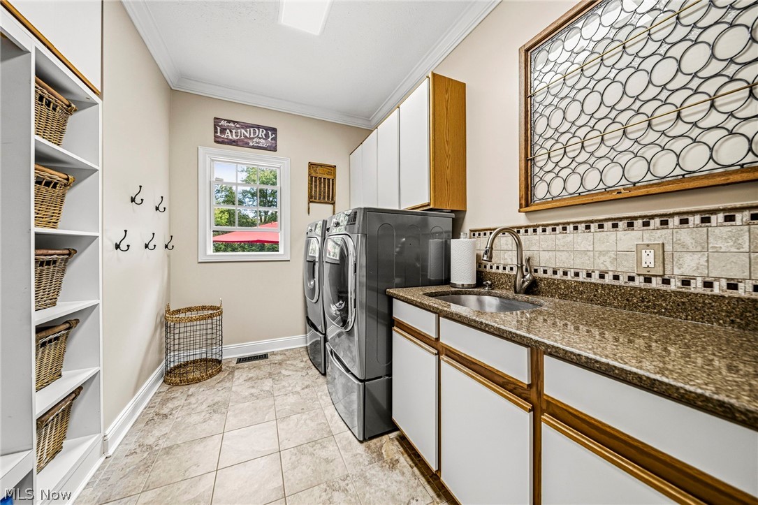9505 Roryanna Drive Chardon OH 44024