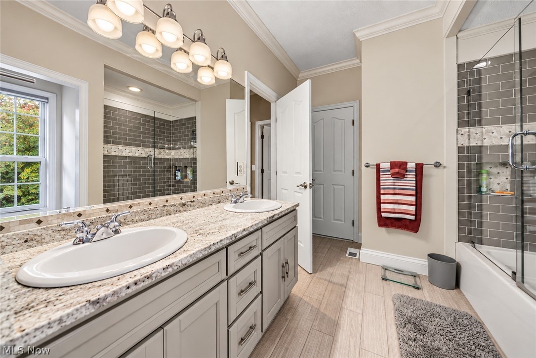 9505 Roryanna Drive Chardon OH 44024