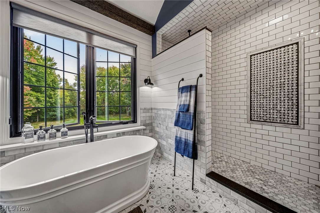 9505 Roryanna Drive Chardon OH 44024