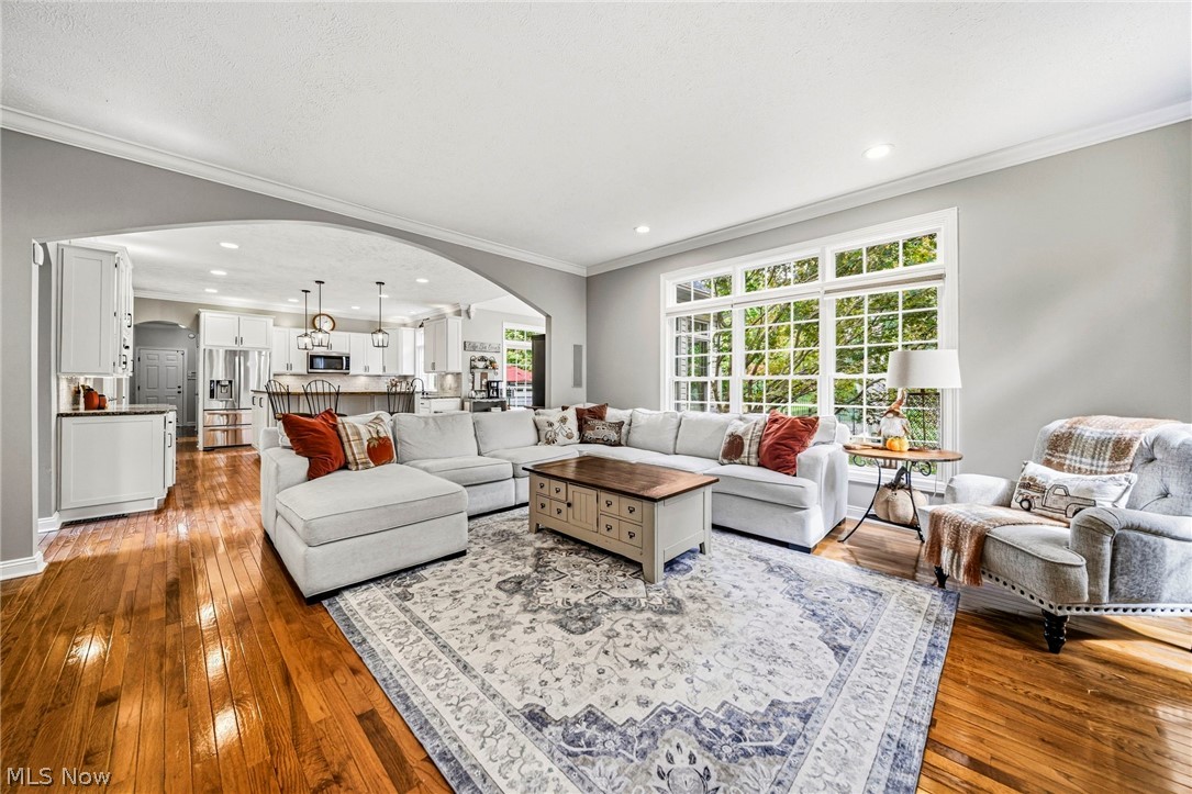 9505 Roryanna Drive Chardon OH 44024