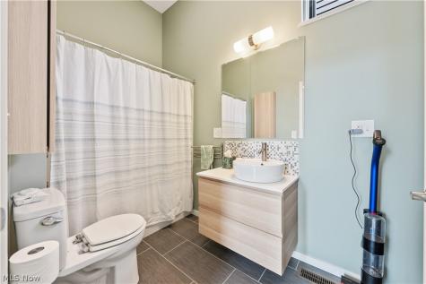 2509 Thurman Avenue Cleveland OH 44113