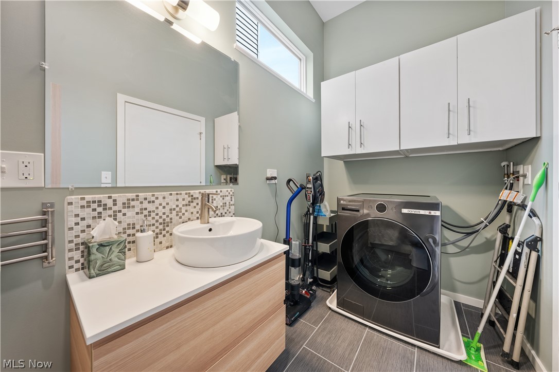 2509 Thurman Avenue Cleveland OH 44113