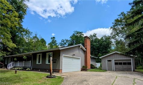 907 Circlewood Drive Aurora OH 44202