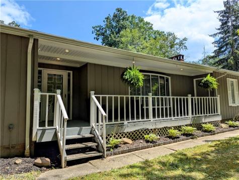 907 Circlewood Drive Aurora OH 44202