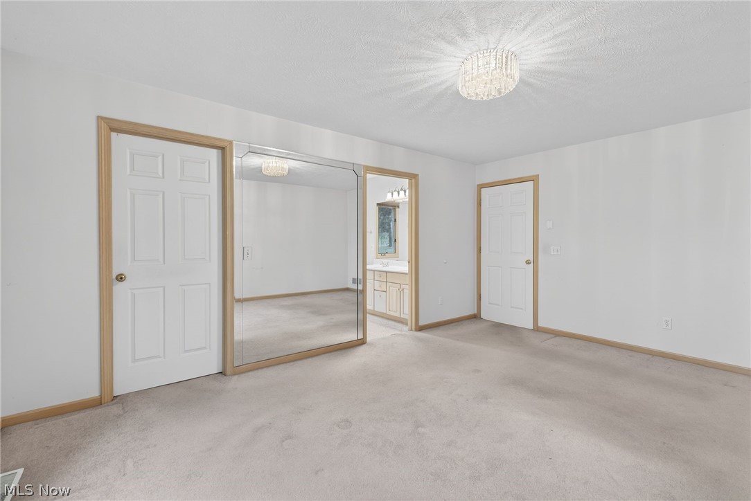6284 S Applecross Road Highland Heights OH 44143