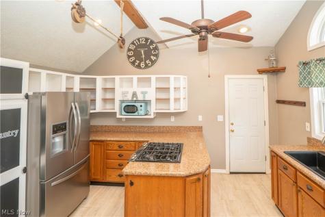 2125 41st Street NE Canton OH 44705