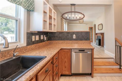 2125 41st Street NE Canton OH 44705