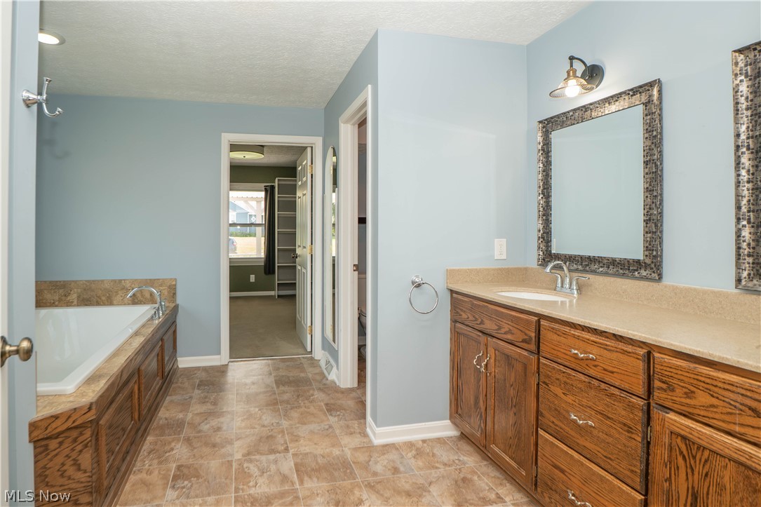 2125 41st Street NE Canton OH 44705
