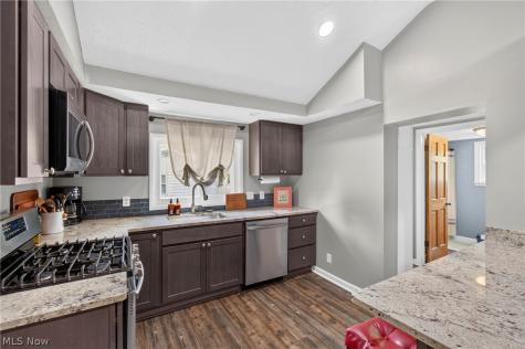 1240 Aberth Drive Akron OH 44320