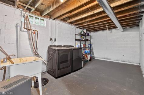 1240 Aberth Drive Akron OH 44320