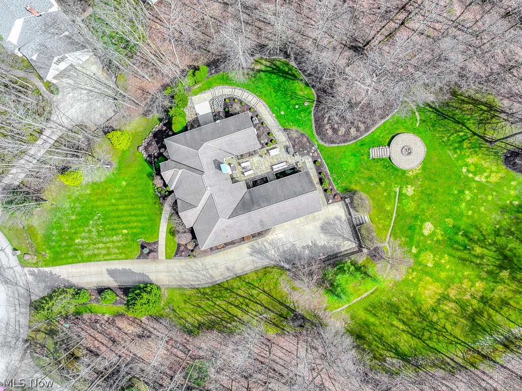 11565 Robin Wood Lane Chagrin Falls OH 44023