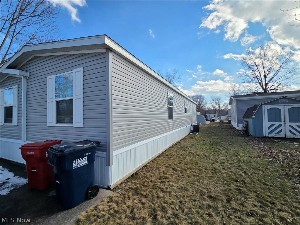 444 Westwoods Amherst OH 44001