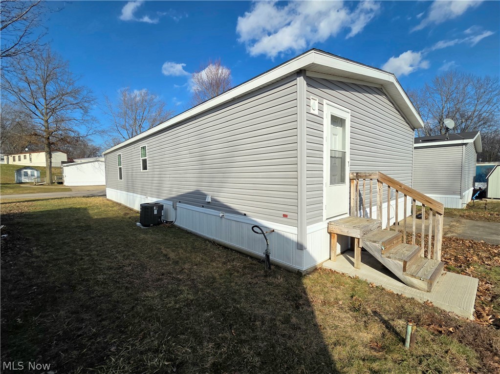 444 Westwoods Amherst OH 44001