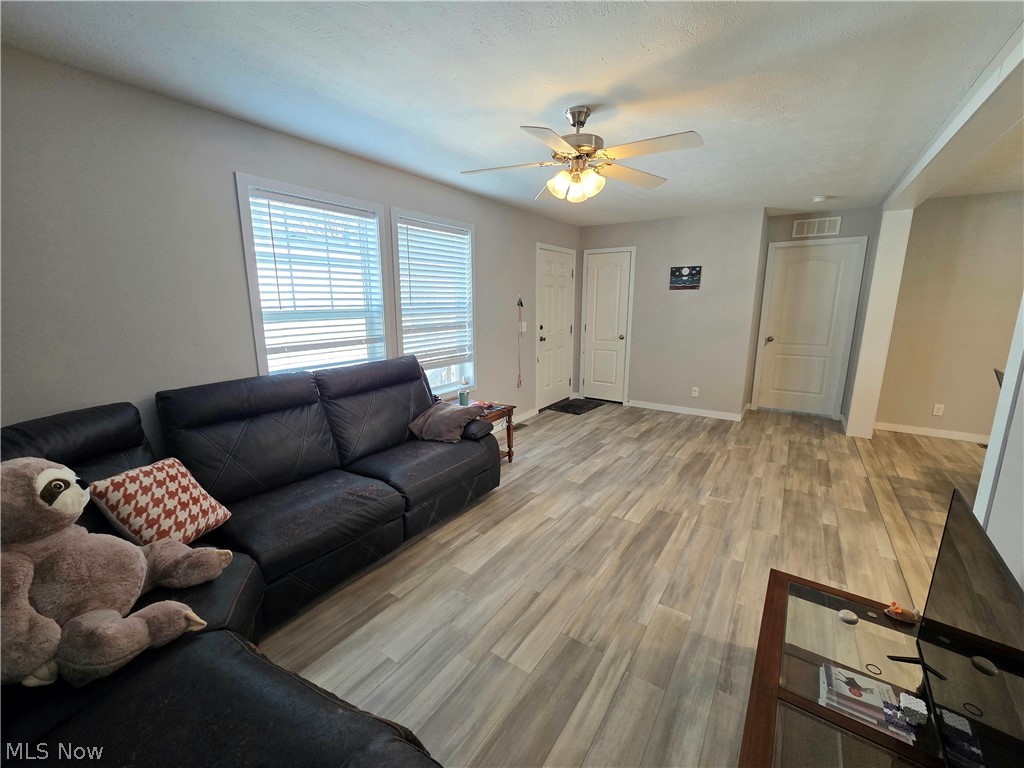 444 Westwoods Amherst OH 44001