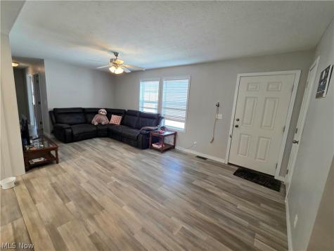 444 Westwoods Amherst OH 44001