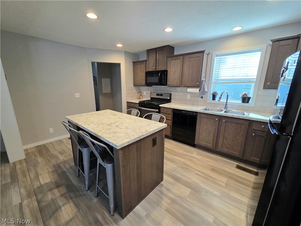 444 Westwoods Amherst OH 44001
