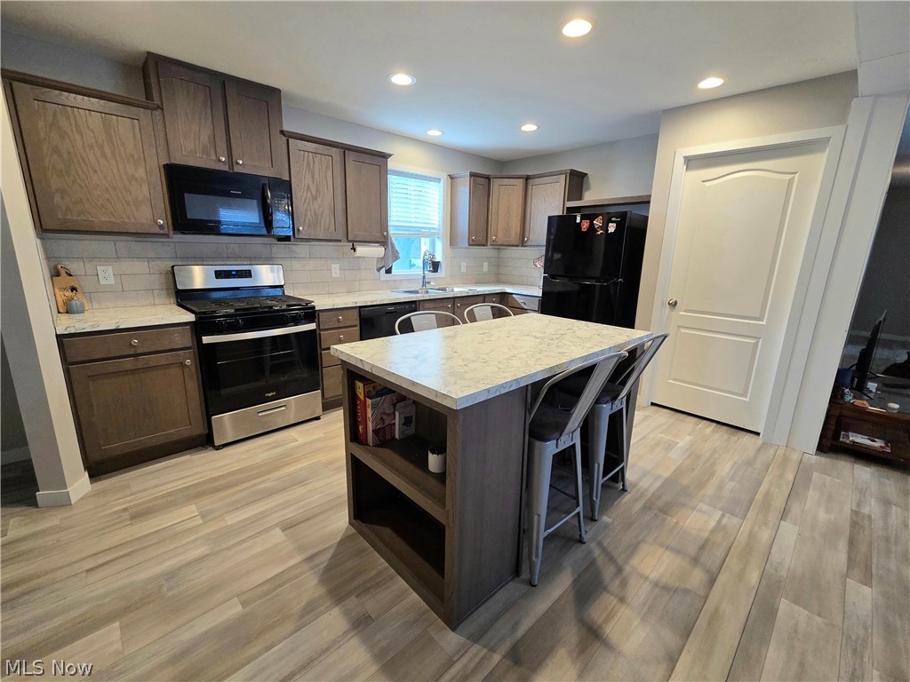 444 Westwoods Amherst OH 44001